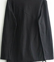 市场上装-T恤-休闲男装t恤