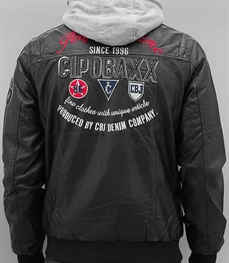 市场上装-皮衣-时尚男装皮衣