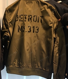 市场上装-夹克-（实拍）时尚男装夹克