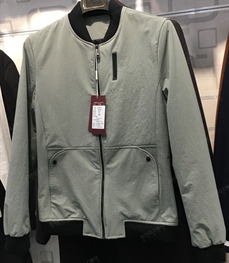 市场上装-夹克-（实拍）时尚男装夹克