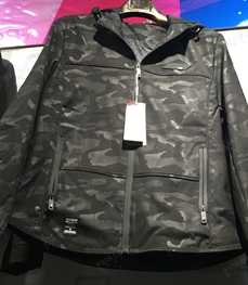 市场上装-夹克-（实拍）时尚男装夹克