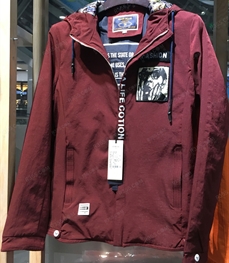 市场上装-夹克-（实拍）时尚男装夹克