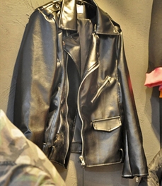 市场上装-皮衣-（实拍）休闲男装皮衣