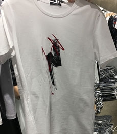 市场上装-T恤-（实拍）时尚男装t恤