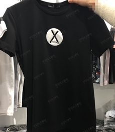 市场上装-T恤-（实拍）时尚男装t恤