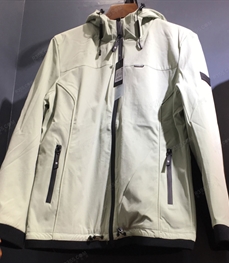 市场上装-夹克-（实拍）时尚男装夹克