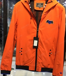 市场上装-夹克-（实拍）时尚男装夹克