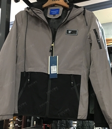 市场上装-夹克-（实拍）时尚男装夹克