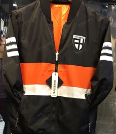 市场上装-夹克-（实拍）时尚男装夹克