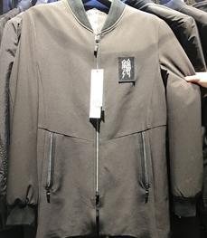 市场上装-中长外套-（实拍）时尚男装中长外套