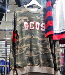 市场上装-卫衣-（实拍）休闲男装卫衣