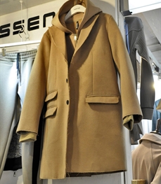 市场上装-中长外套-（实拍）休闲男装中长外套