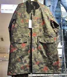 市场上装-中长外套-（实拍）休闲男装中长外套