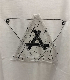 市场上装-T恤-（实拍）时尚男装t恤