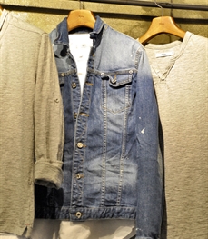 市场上装-夹克-（实拍）休闲男装夹克