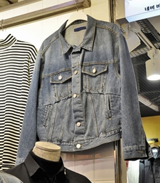 市场上装-夹克-（实拍）休闲男装夹克