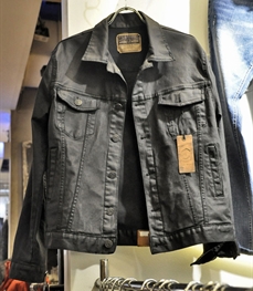 市场上装-夹克-（实拍）休闲男装夹克