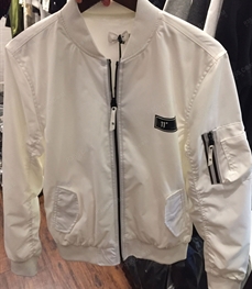 市场上装-夹克-（实拍）时尚男装夹克