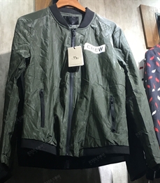 市场上装-夹克-（实拍）时尚男装夹克