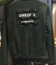 市场上装-夹克-（实拍）时尚男装夹克