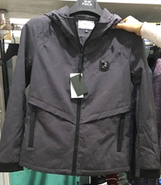 市场上装-夹克-（实拍）时尚男装夹克