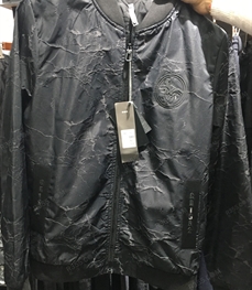 市场上装-夹克-（实拍）时尚男装夹克