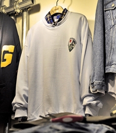 市场上装-卫衣-（实拍）休闲男装卫衣