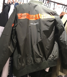 市场上装-夹克-（实拍）时尚男装夹克