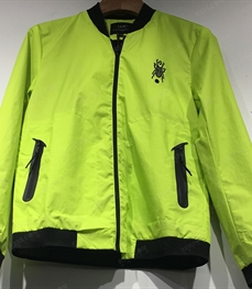 市场上装-夹克-（实拍）时尚男装夹克