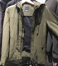 市场上装-夹克-（实拍）时尚男装夹克