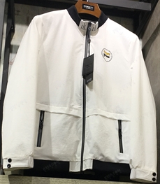市场上装-夹克-（实拍）时尚男装夹克