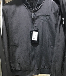 市场上装-夹克-（实拍）时尚男装夹克