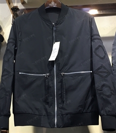 市场上装-夹克-（实拍）时尚男装夹克