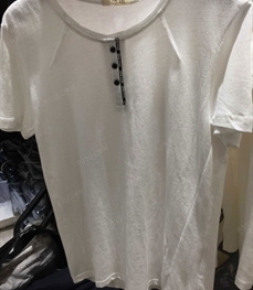 市场上装-T恤-（实拍）时尚男装t恤