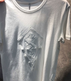 市场上装-T恤-（实拍）时尚男装t恤