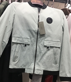 市场上装-夹克-（实拍）时尚男装夹克