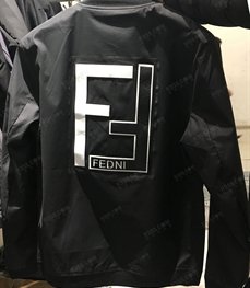 市场上装-夹克-（实拍）时尚男装夹克