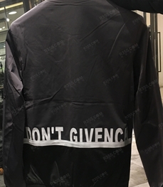 市场上装-夹克-（实拍）时尚男装夹克