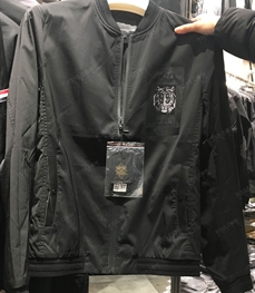 市场上装-夹克-（实拍）时尚男装夹克