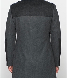 市场上装-大衣-时尚中长