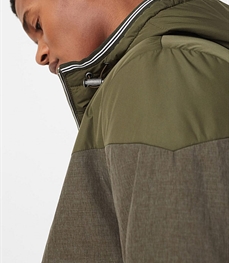 市场上装-夹克-时尚夹克