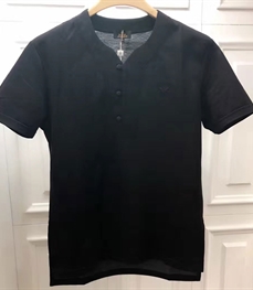 市场上装-T恤-时尚男装t恤