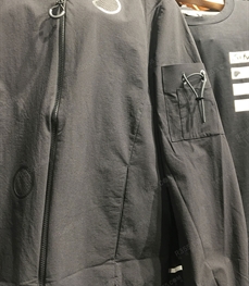 市场上装-夹克-（实拍）时尚男装夹克