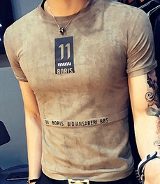 市场上装-T恤-时尚男装t恤