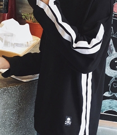 市场上装-卫衣-时尚男装卫衣