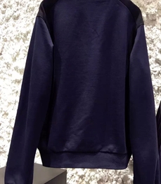 市场上装-夹克-时尚男装夹克