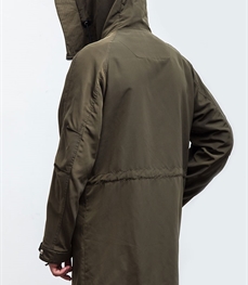 市场上装-大衣-休闲中长