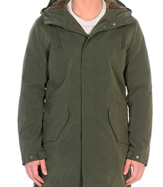 市场上装-大衣-时尚大衣