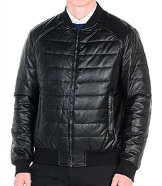 市场上装-皮衣-时尚皮衣