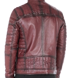 市场上装-皮衣-时尚皮衣